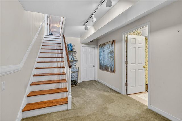 1001 E Brow Road, Lookout Mountain, TN 37350