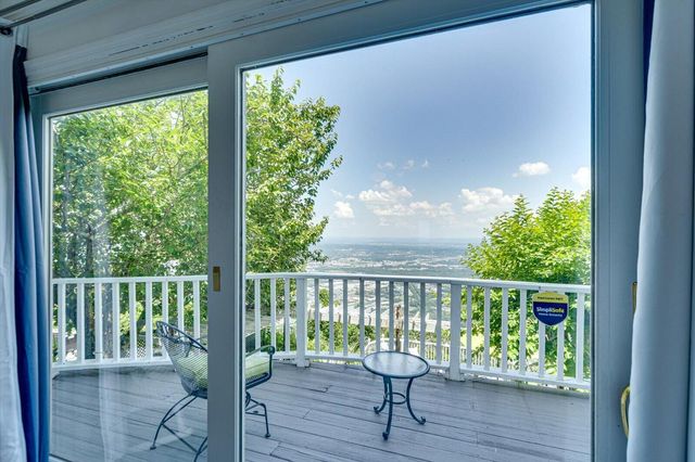 1001 E Brow Road, Lookout Mountain, TN 37350