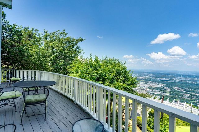 1001 E Brow Road, Lookout Mountain, TN 37350