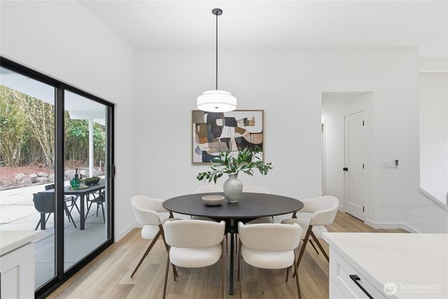 11255 Roseberg Avenue S, Seattle, WA 98168
