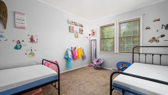 151 Pine Village Drive, Granville, OH 43023