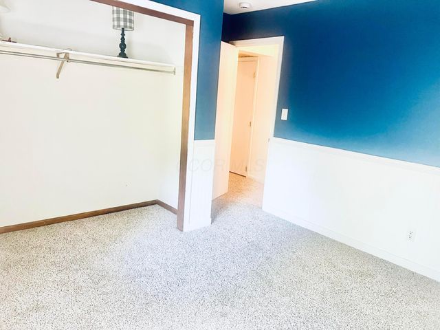 151 Pine Village Drive, Granville, OH 43023