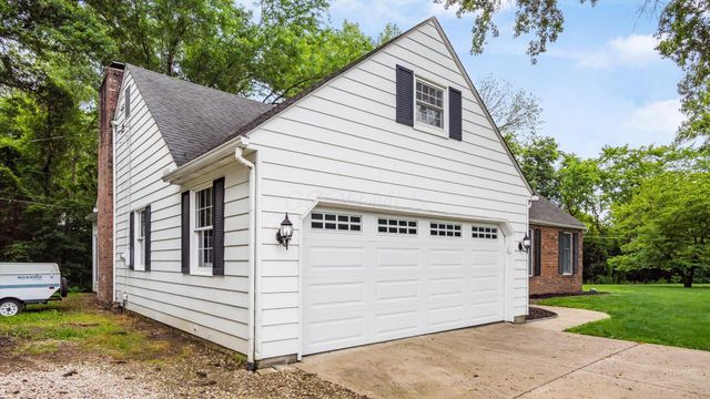 151 Pine Village Drive, Granville, OH 43023