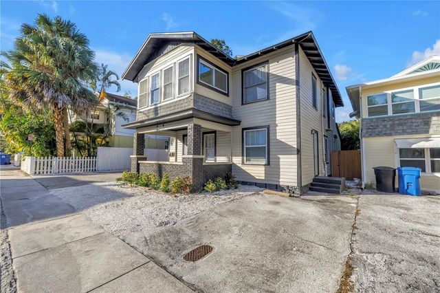 1012 GRANVILLE COURT N, St Petersburg, FL 33701