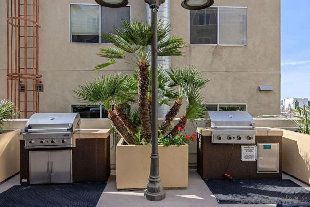 1970 Columbia St 513, San Diego, CA 92101