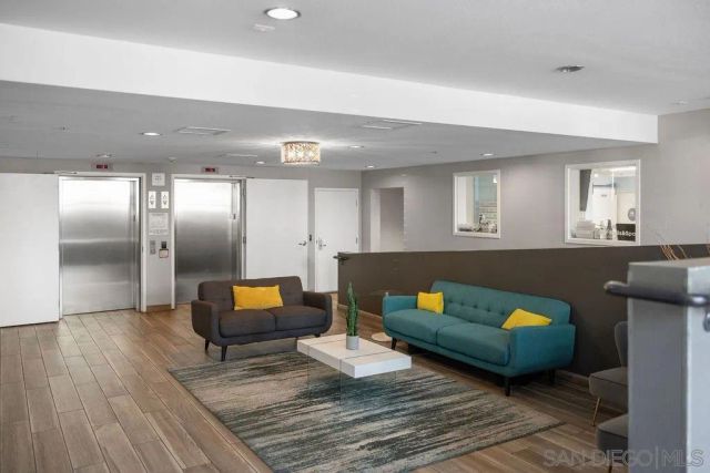 1970 Columbia St 513, San Diego, CA 92101