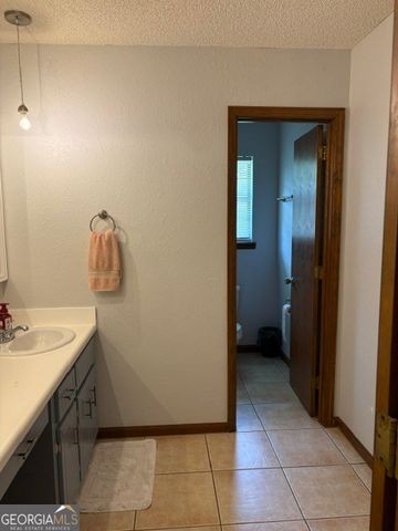 3900 Greenridge Road, Valdosta, GA 31605