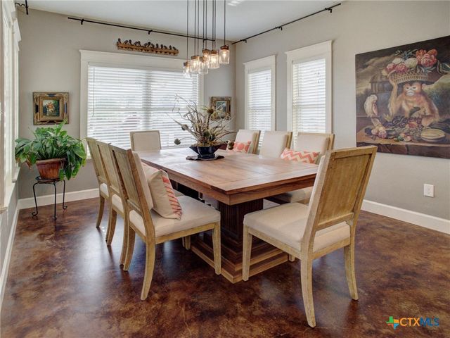 205 S Avenue D, Shiner, TX 77984