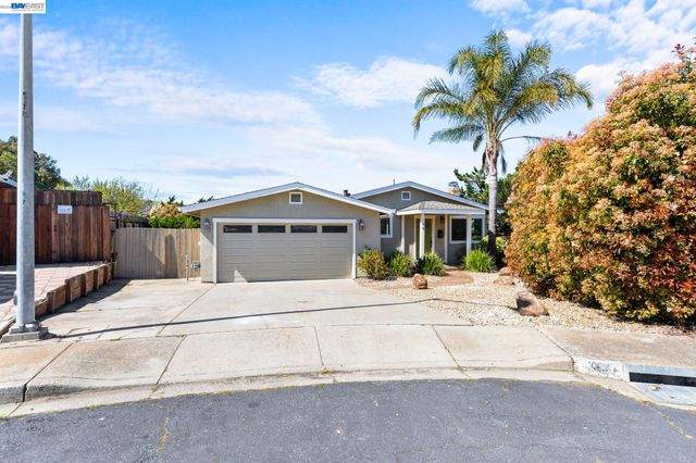 166 San Joaquin Court, Bay Point, CA 94565