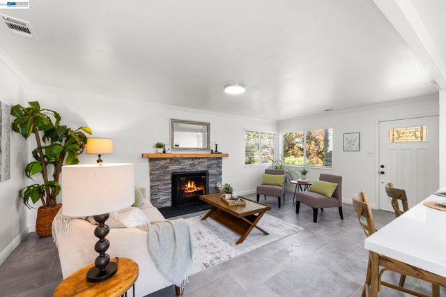 166 San Joaquin Court, Bay Point, CA 94565