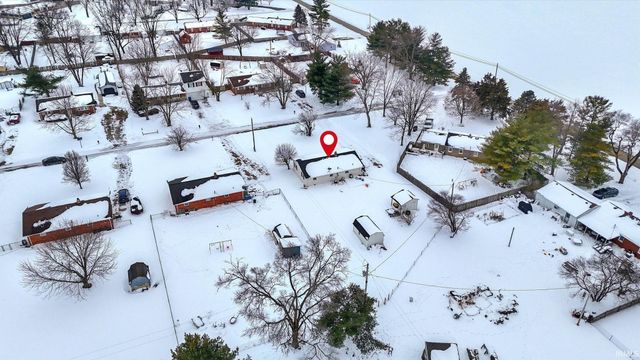 956 W 1085 N, Fountaintown, IN 46130