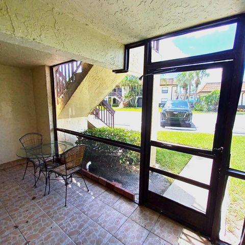 7221 Golf Colony Court 102, Lake Worth, FL 33467