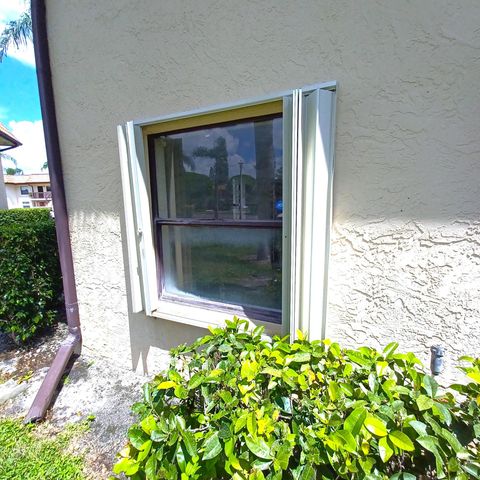7221 Golf Colony Court 102, Lake Worth, FL 33467