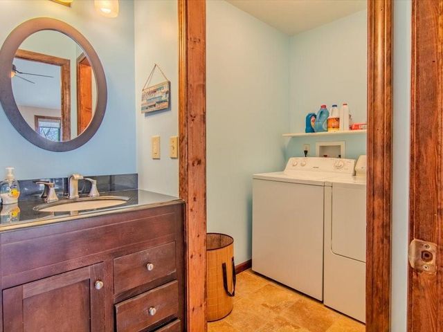 29553 Paradise Drive, Warsaw, MO 65355