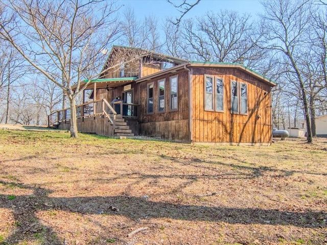 29553 Paradise Drive, Warsaw, MO 65355