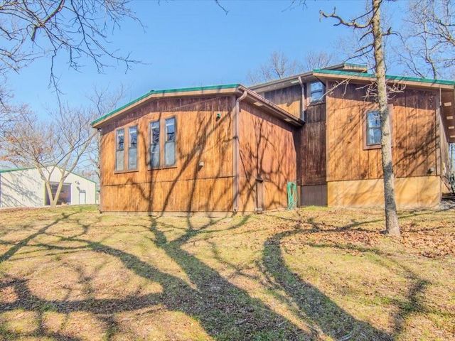 29553 Paradise Drive, Warsaw, MO 65355