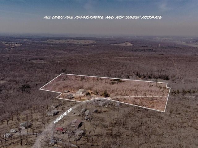 29553 Paradise Drive, Warsaw, MO 65355