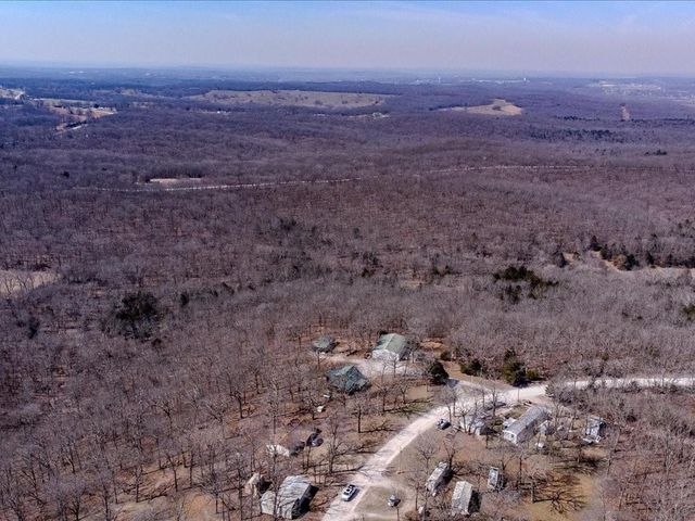 29553 Paradise Drive, Warsaw, MO 65355