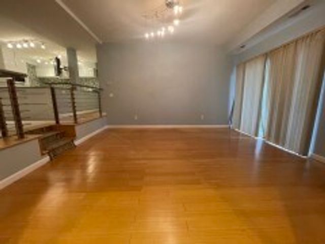 57 Broadlawn Park 16, Boston, MA 02467