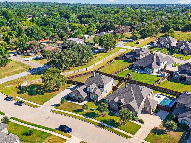 1905 Silver Falls Drive, Burleson, TX 76028
