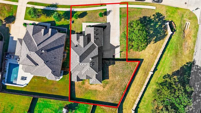 1905 Silver Falls Drive, Burleson, TX 76028