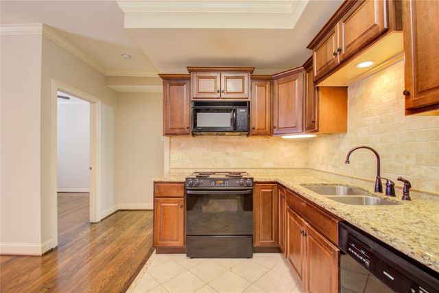 6503 Mapleridge Street C, Houston, TX 77081