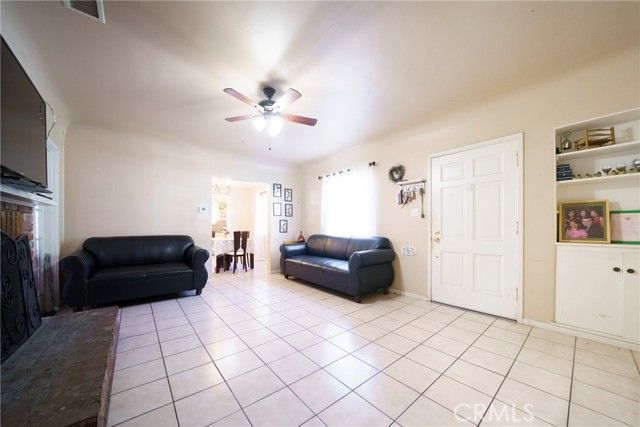 634 E Kingsley, Pomona, CA 91767