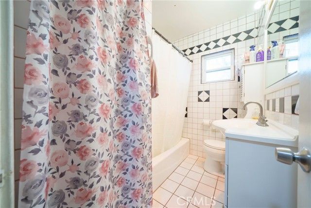 634 E Kingsley, Pomona, CA 91767