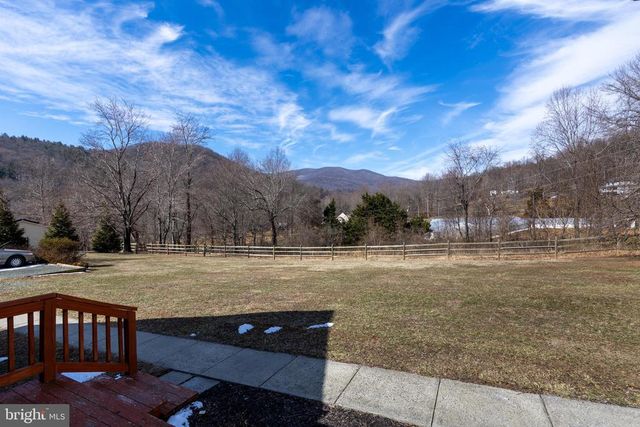 165 BROKENBACK MOUNTAIN RD, Free Union, VA 22940