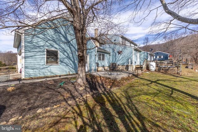 165 BROKENBACK MOUNTAIN RD, Free Union, VA 22940