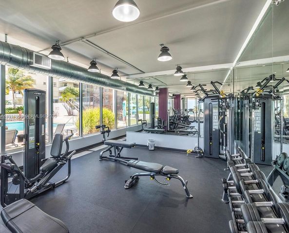 100 Lincoln Road 1027, Miami Beach, FL 33139