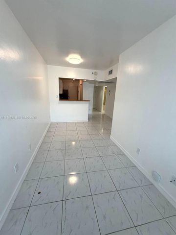 100 Lincoln Road 1027, Miami Beach, FL 33139