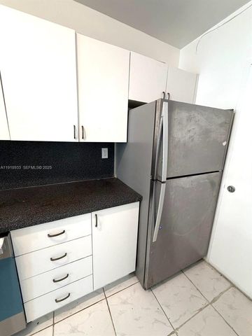 100 Lincoln Road 1027, Miami Beach, FL 33139