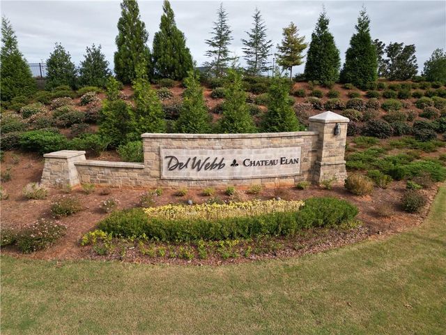 5687 Villa Crest Drive, Hoschton, GA 30548