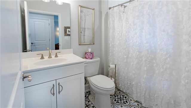 5687 Villa Crest Drive, Hoschton, GA 30548