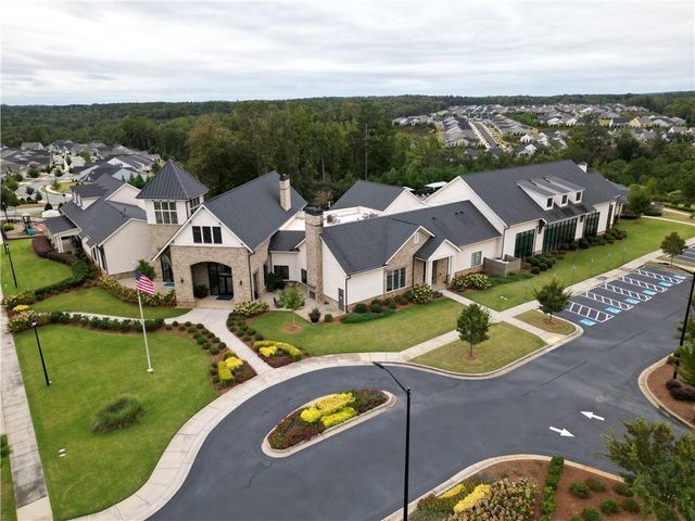 5687 Villa Crest Drive, Hoschton, GA 30548