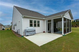 5687 Villa Crest Drive, Hoschton, GA 30548