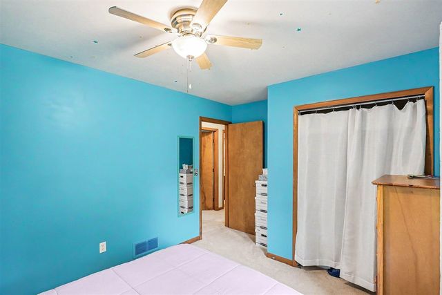 8249 Kimble Drive, Pinckney, MI 48169