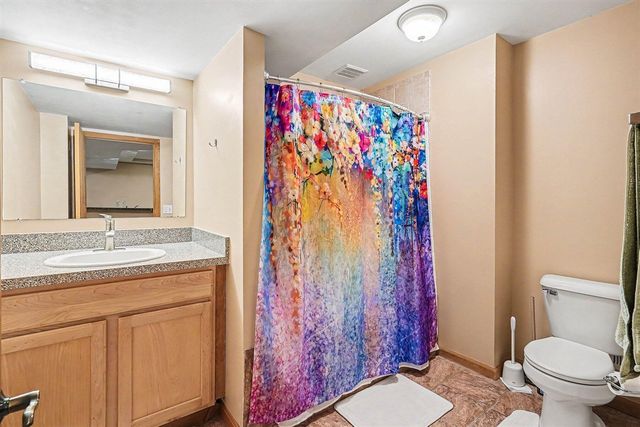 8249 Kimble Drive, Pinckney, MI 48169