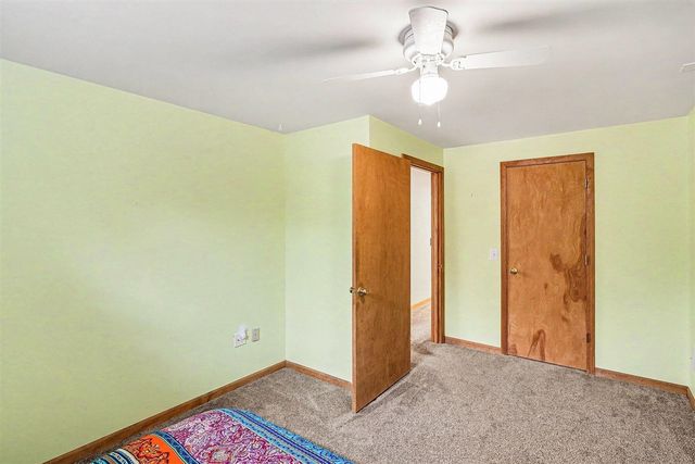 8249 Kimble Drive, Pinckney, MI 48169