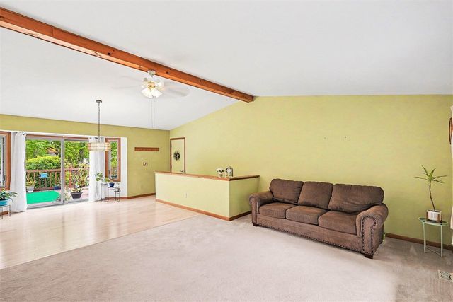8249 Kimble Drive, Pinckney, MI 48169