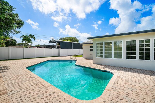 1531 NW 4th Street, Boca Raton, FL 33486