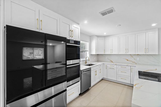 1531 NW 4th Street, Boca Raton, FL 33486