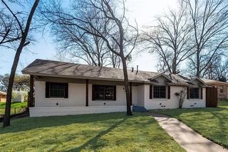 1912 Greenbriar Court, Plano, TX 75074