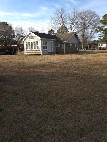 1795 Star Bluff Rd., Longs, SC 29568