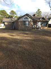 1795 Star Bluff Rd., Longs, SC 29568