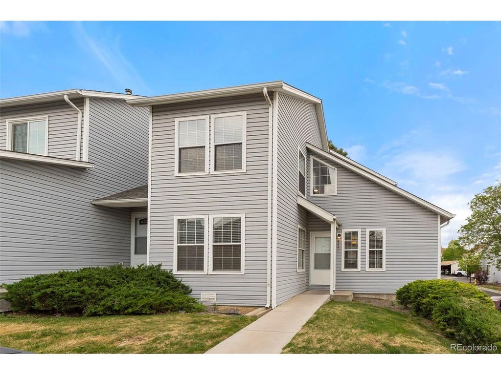 3841 E 121st Ave, Thornton, CO 80241
