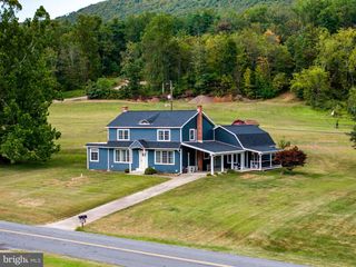 4133 LOWER RD, Shamokin, PA 17872