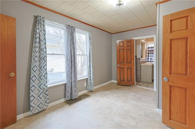 3133 Saint Joseph Avenue, St Joseph, MO 64505