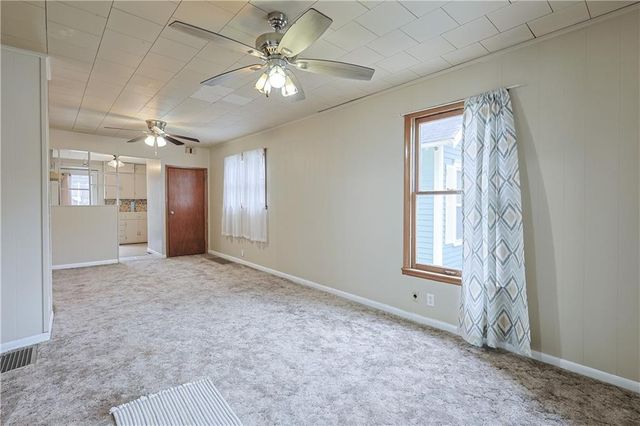 3133 Saint Joseph Avenue, St Joseph, MO 64505